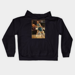 COVER SPORT - SPORT ILLUSTRATED - muggsy bogues dribbles Kids Hoodie